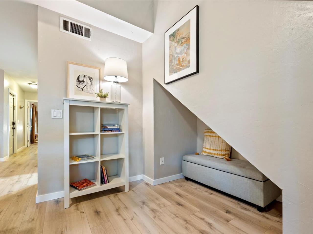 Artist'S Tower Townhome Just Renovated W Loft Gainesville Buitenkant foto