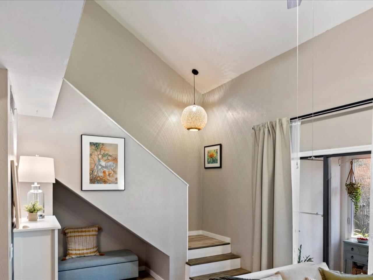 Artist'S Tower Townhome Just Renovated W Loft Gainesville Buitenkant foto