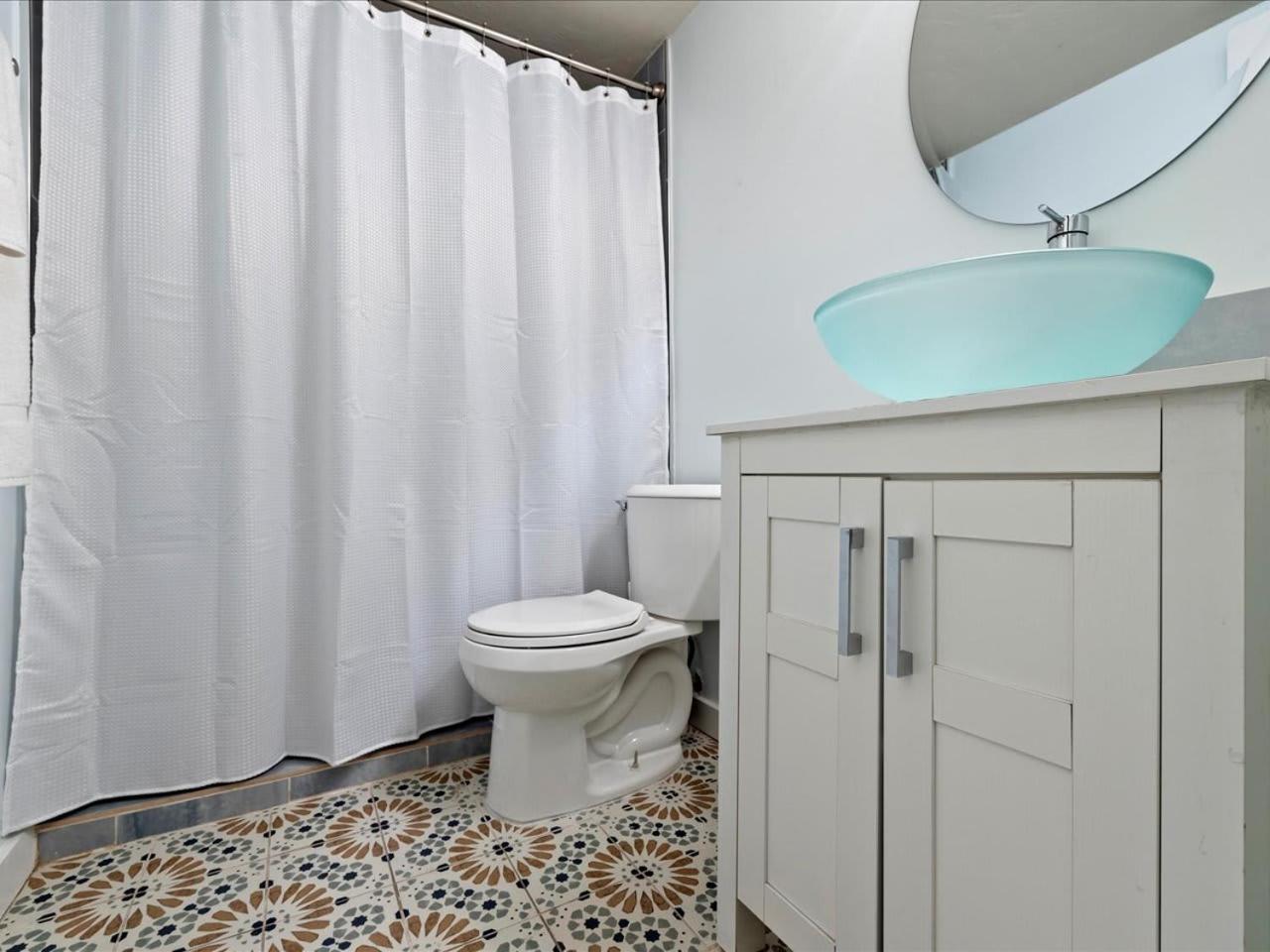 Artist'S Tower Townhome Just Renovated W Loft Gainesville Buitenkant foto